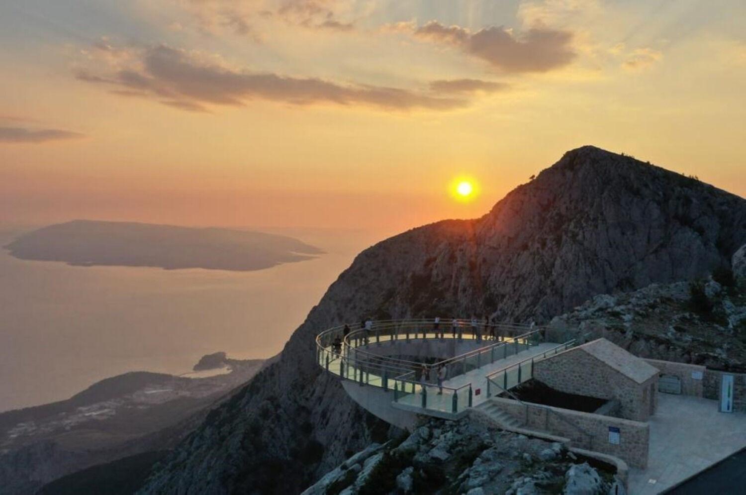 Apartments Mari - 40M From The Beach Makarska Exterior foto